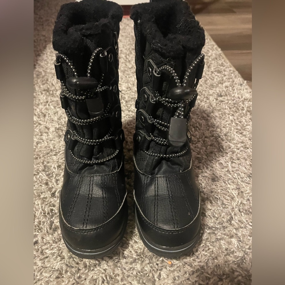 Girls size 12 shoe/boots lot! All in good condition. Sorel, Totes, OshKosh